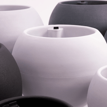 Load image into Gallery viewer, Bola Series Self Watering